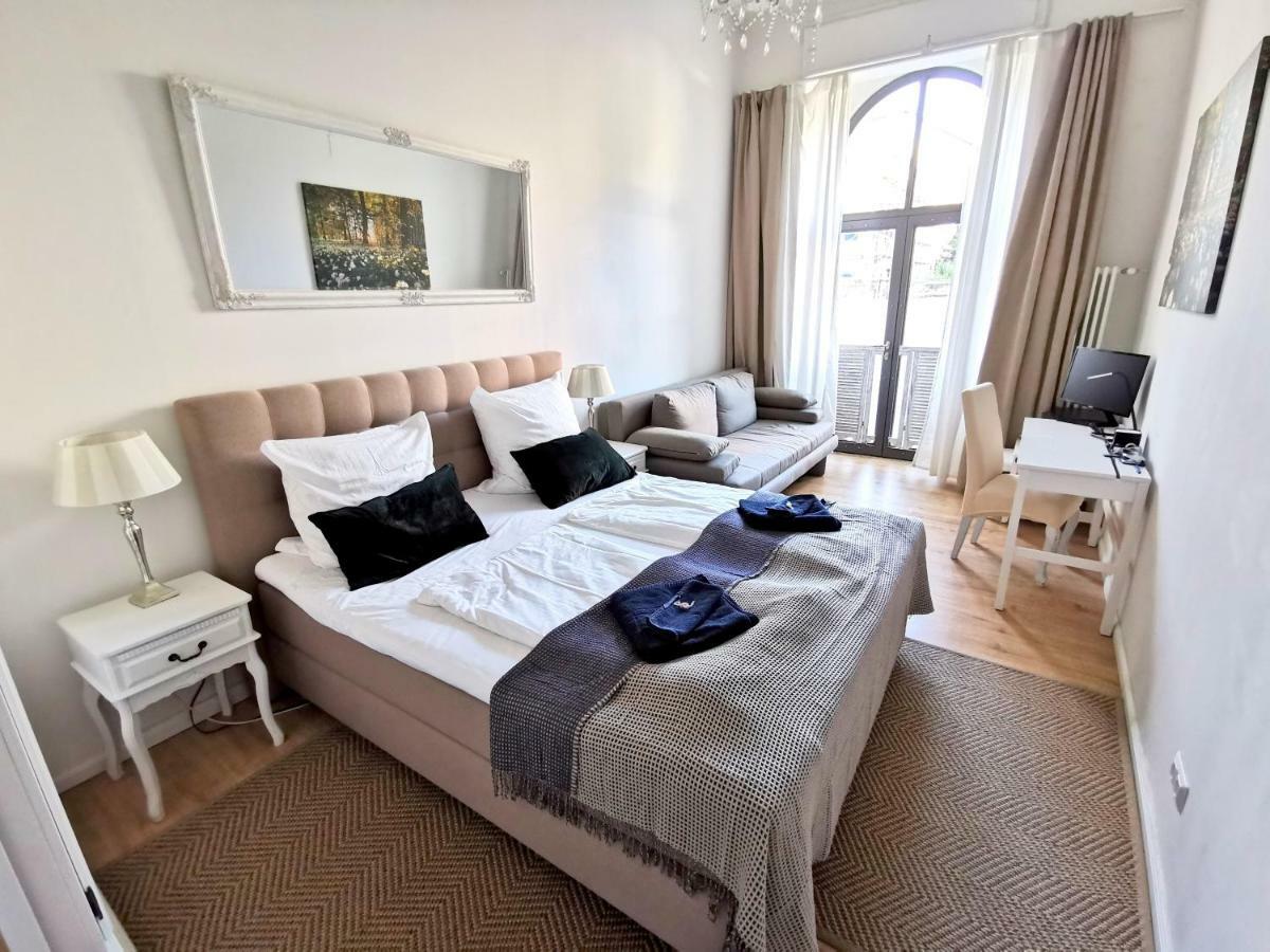 Gastein By Rockchair L Superhost Status L 2 Bedrooms Boxspringbeds 1,5 Bathrooms - Cozy Family & Business Flair Welcomes You! Appartamento Berlino